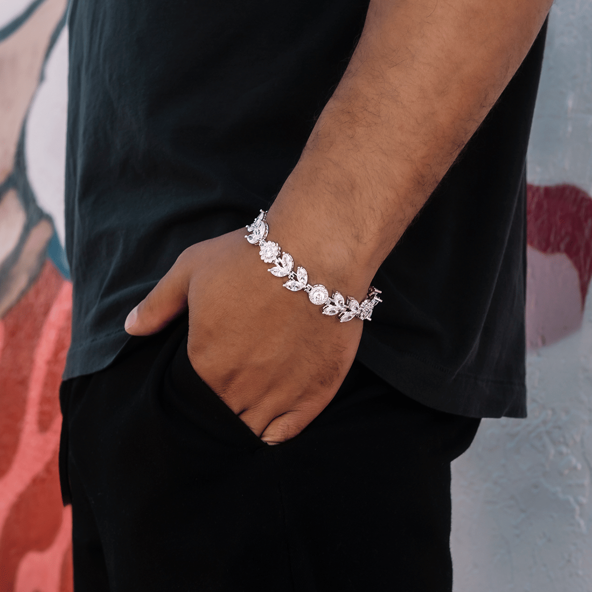 GLD PROMO Diamond Flower Bracelet