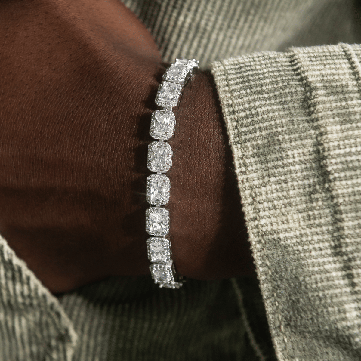 GLD PROMO Diamond Cushion Cut Tennis Bracelet