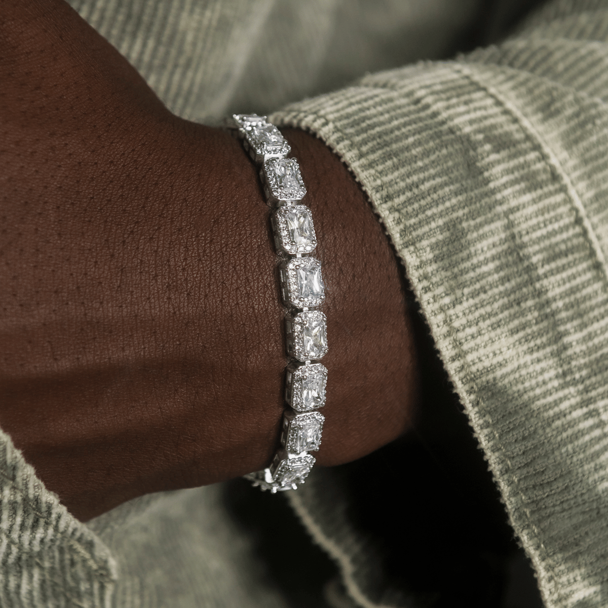 GLD PROMO Diamond Cushion Cut Tennis Bracelet
