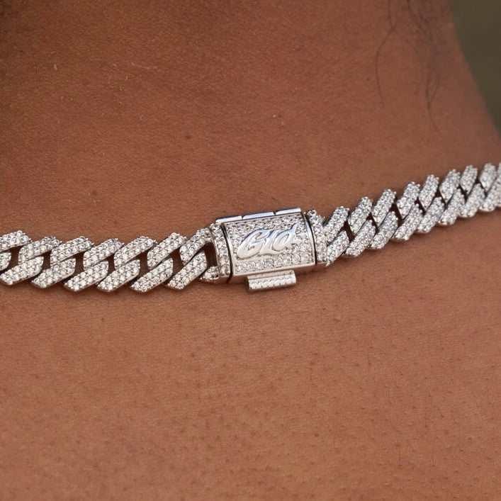 GLD Women GLD 8.5 mm Diamond Prong Cuban Necklace - White Gold