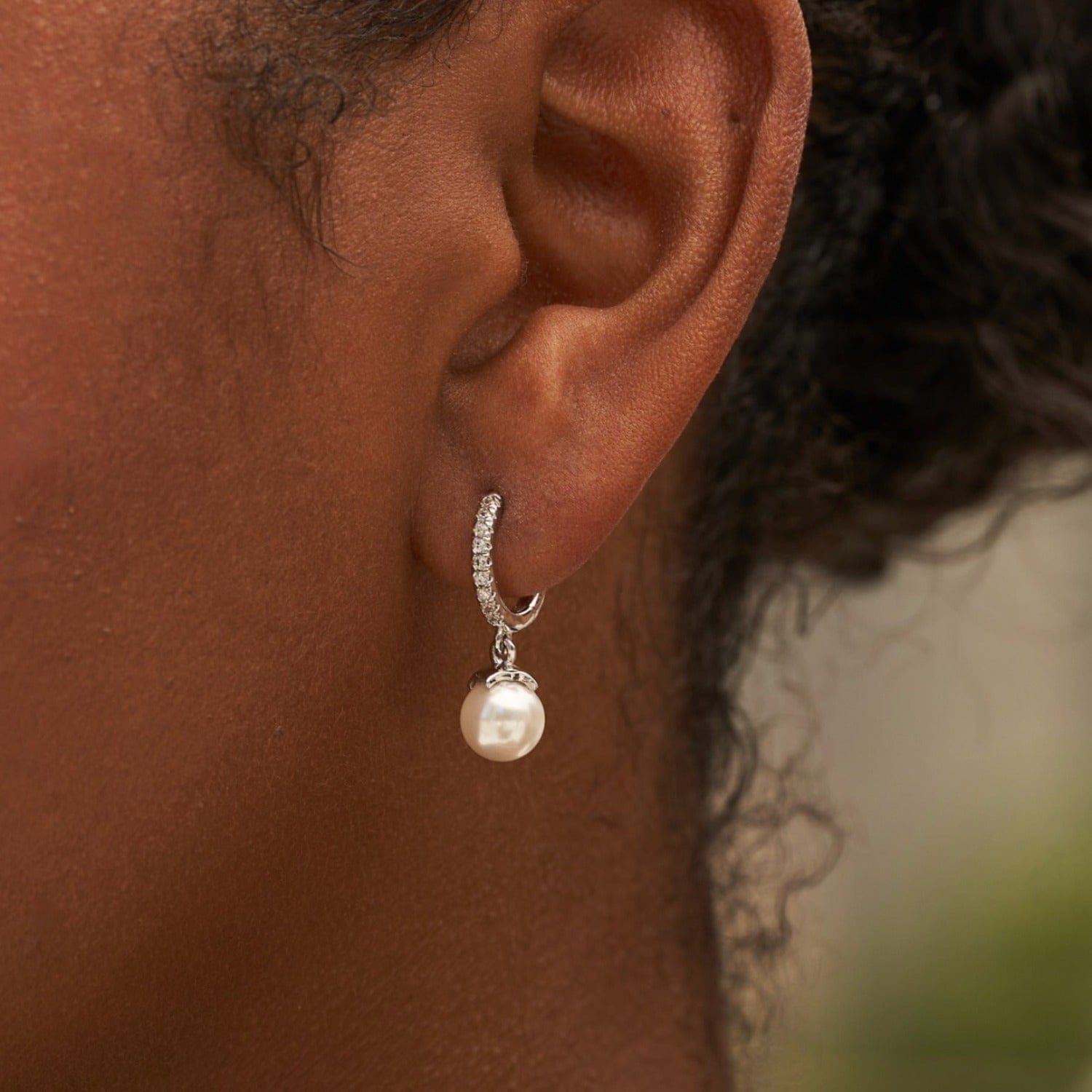 GLD Women GLD Pave Extra Small Huggie Hoop Pearl Drop Earrings in White Gold