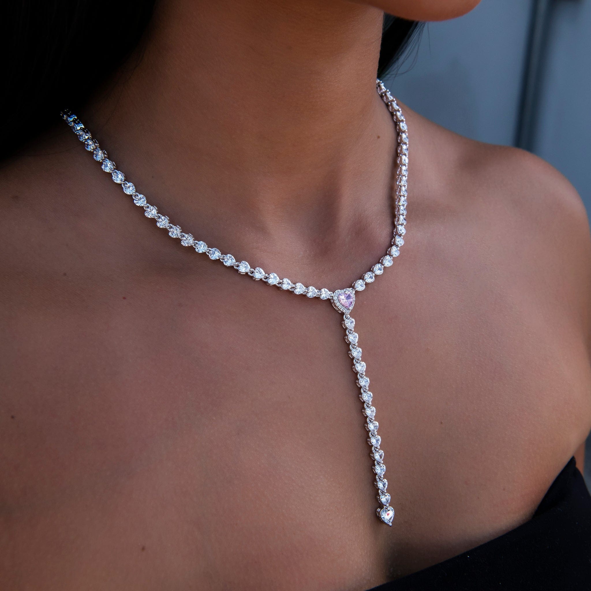 GLD Women Pink Heart Lariat Necklace in White Gold