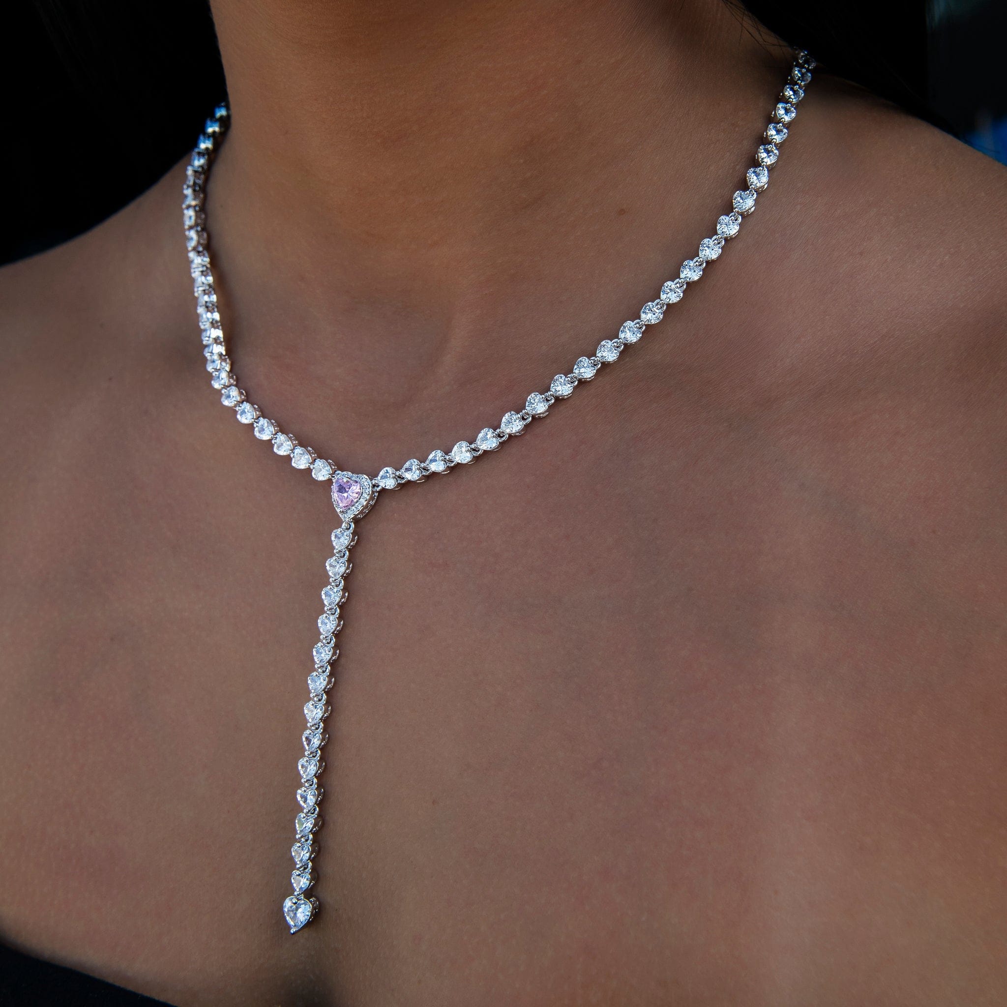 GLD Women Pink Heart Lariat Necklace in White Gold