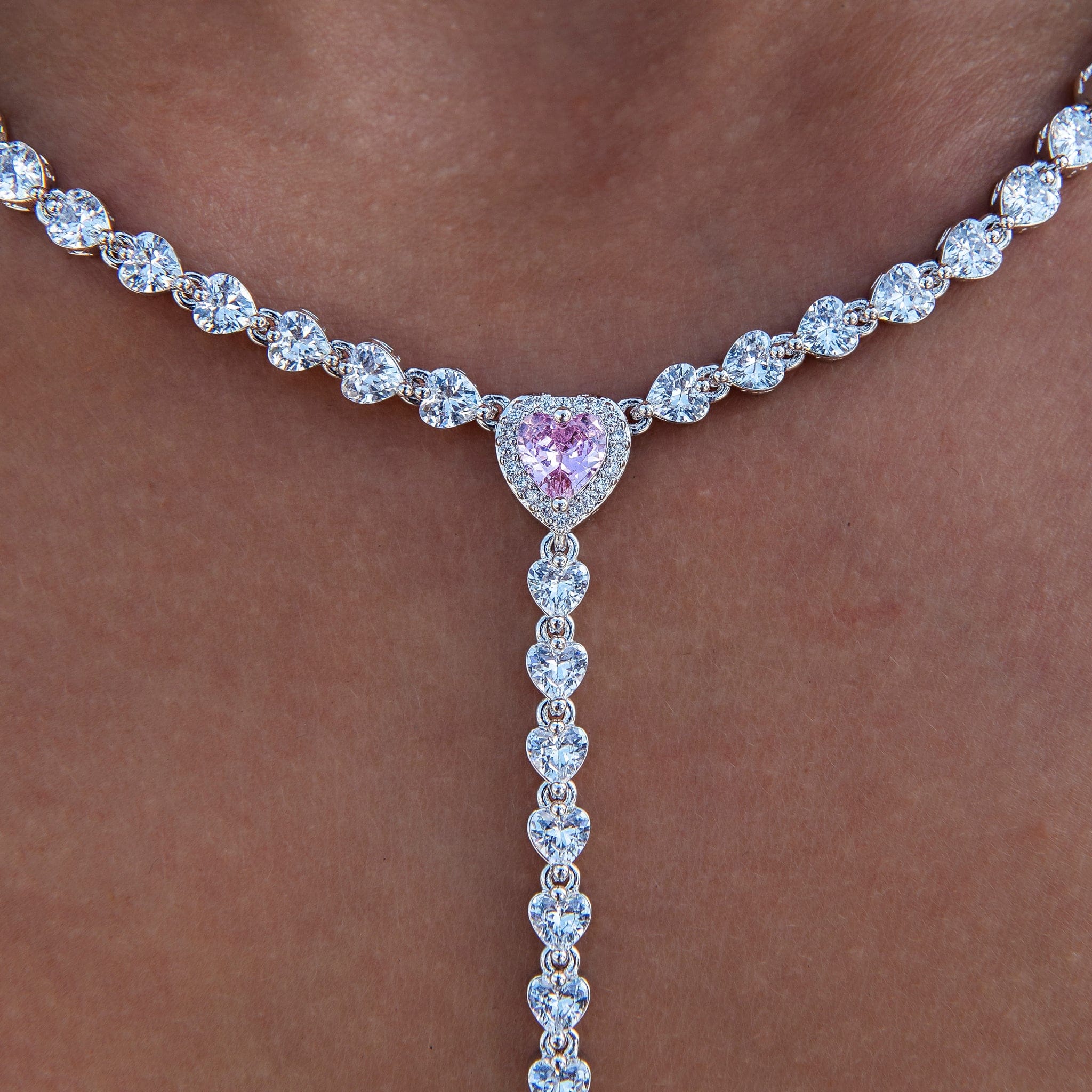 GLD Women Pink Heart Lariat Necklace in White Gold