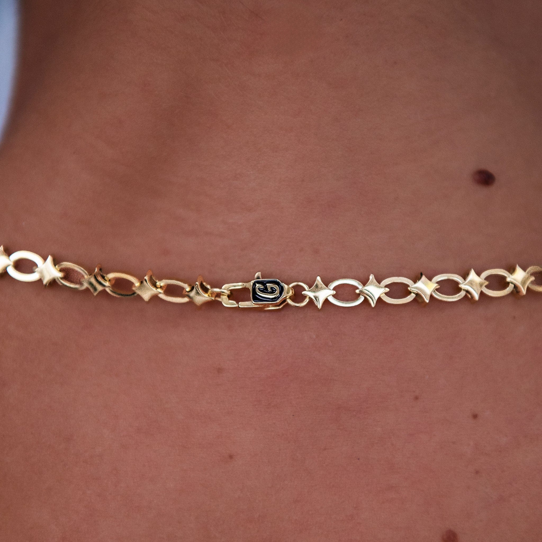 GLD Women Star Cable Link Necklace in Yellow Gold