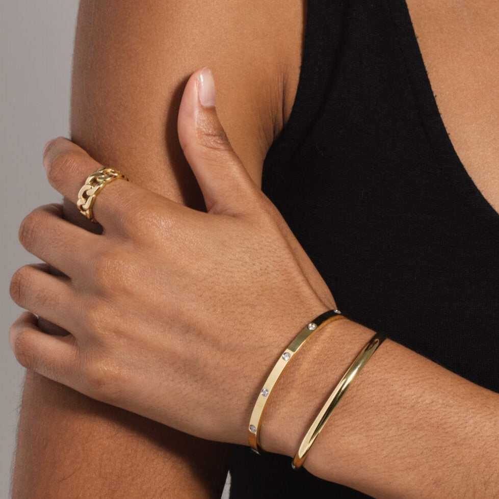 GLD PROMO - WOMEN Stationed Stone Open Cuff Bracelet - Yellow Gold