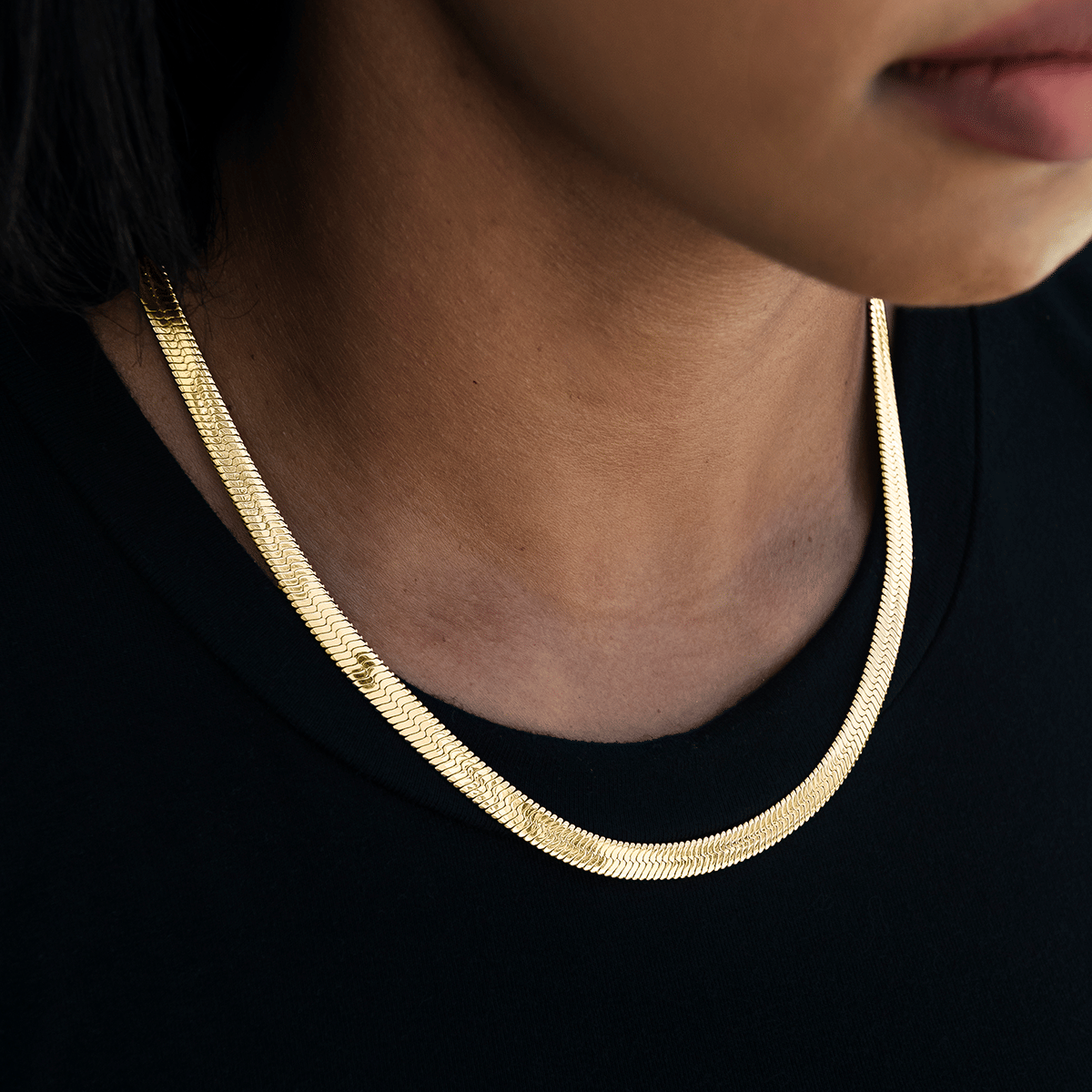 GLD Women Herringbone Necklace in Yellow Gold - 8 mm