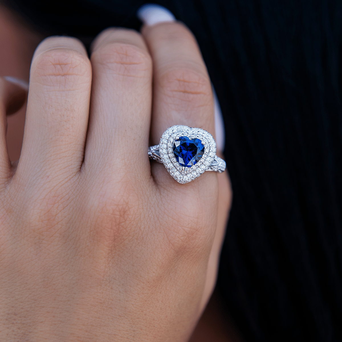 GLD Women Sapphire Heart Ring in White Gold Vermeil