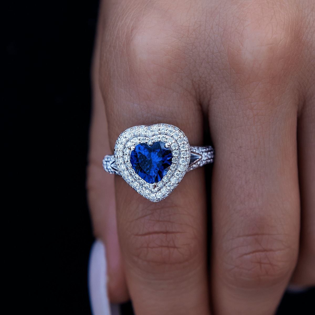 GLD Women Sapphire Heart Ring in White Gold Vermeil
