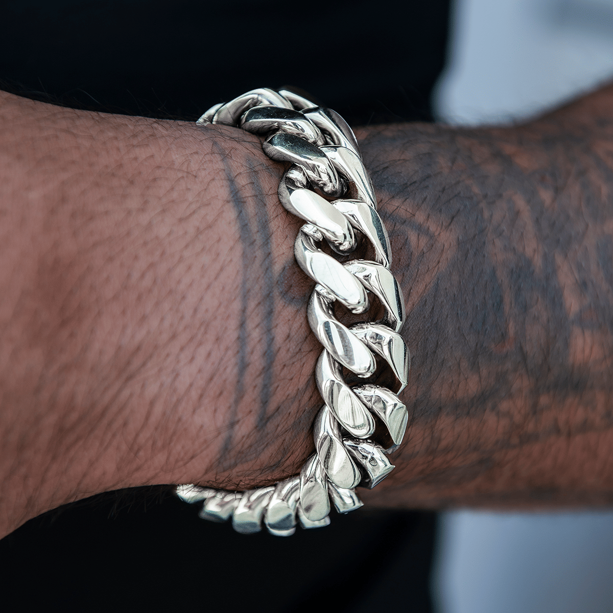 GLD Men Signature Cuban Link Bracelet in White Gold - 19 mm