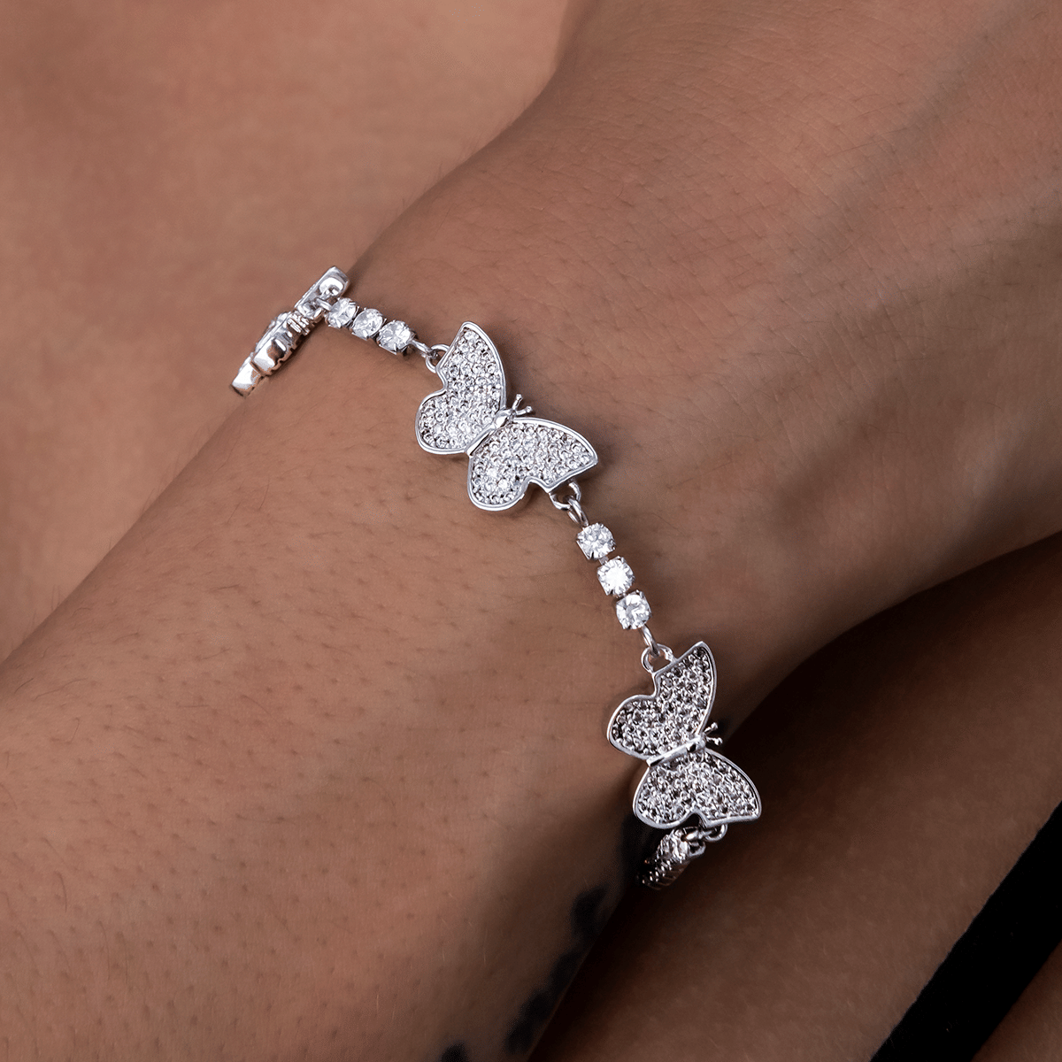 GLD Women Micro Tennis Butterfly Bracelet in White Gold