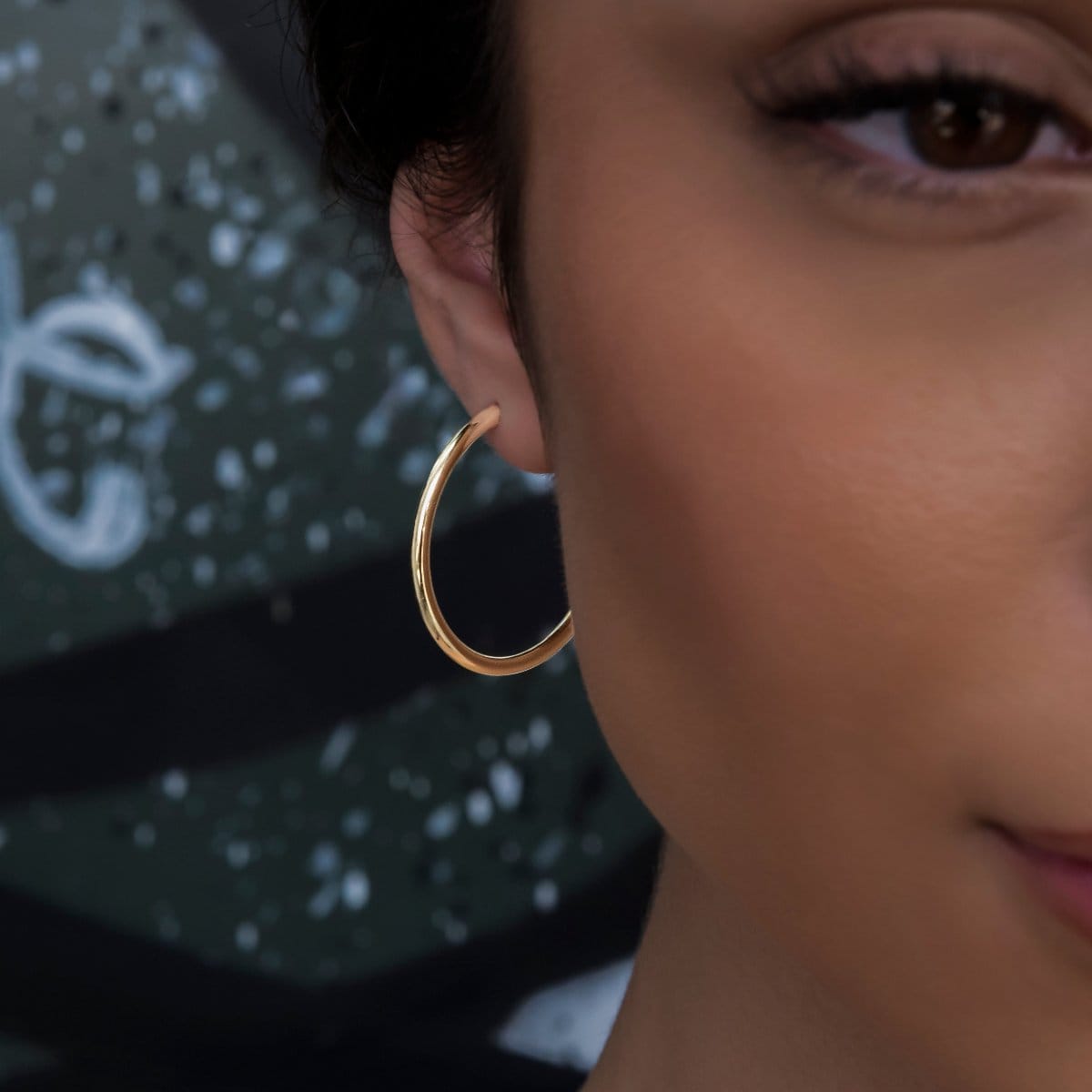 GLD PROMO - WOMEN Plain Hoop Earrings in Yellow Gold