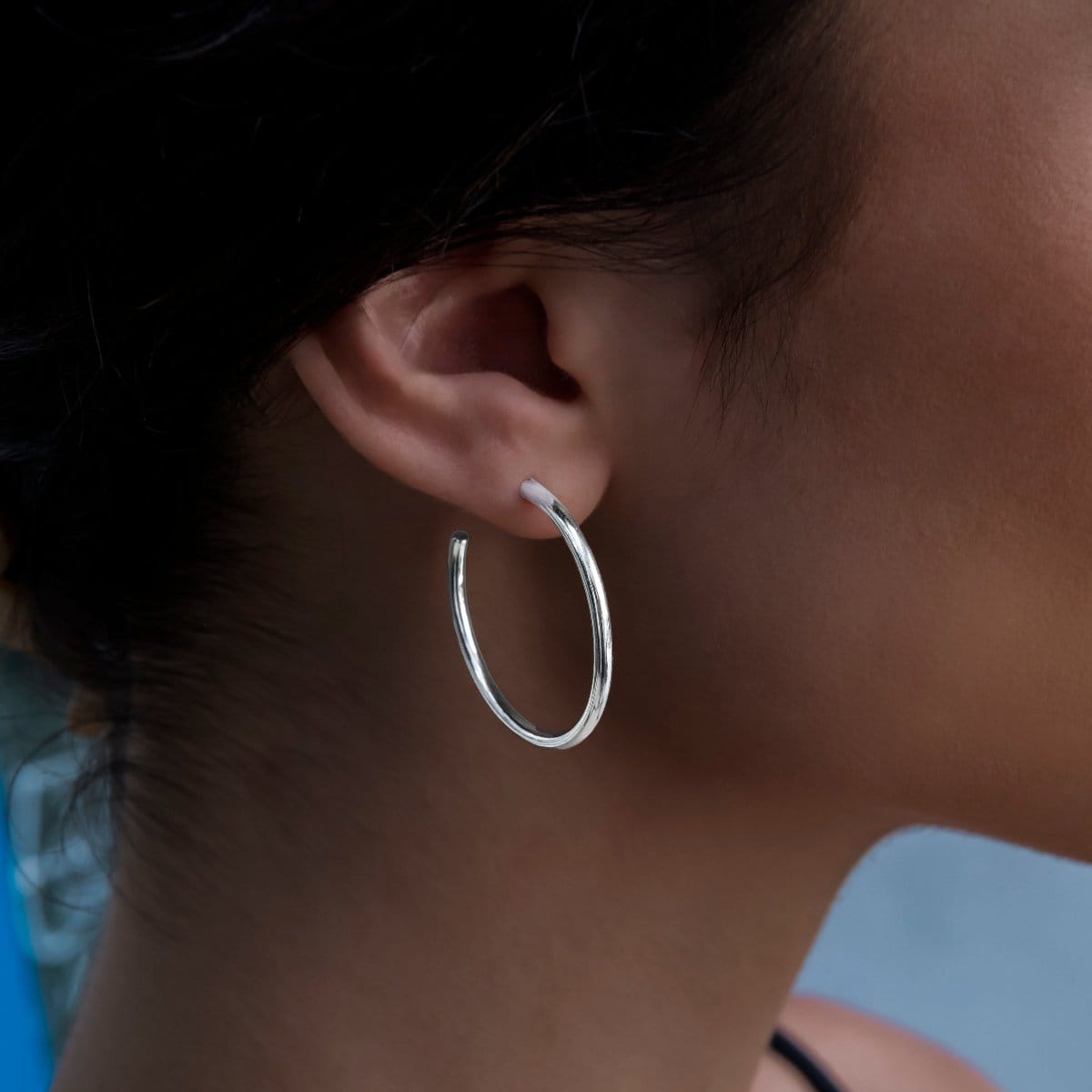 GLD PROMO - WOMEN Plain Hoop Earrings in White Gold