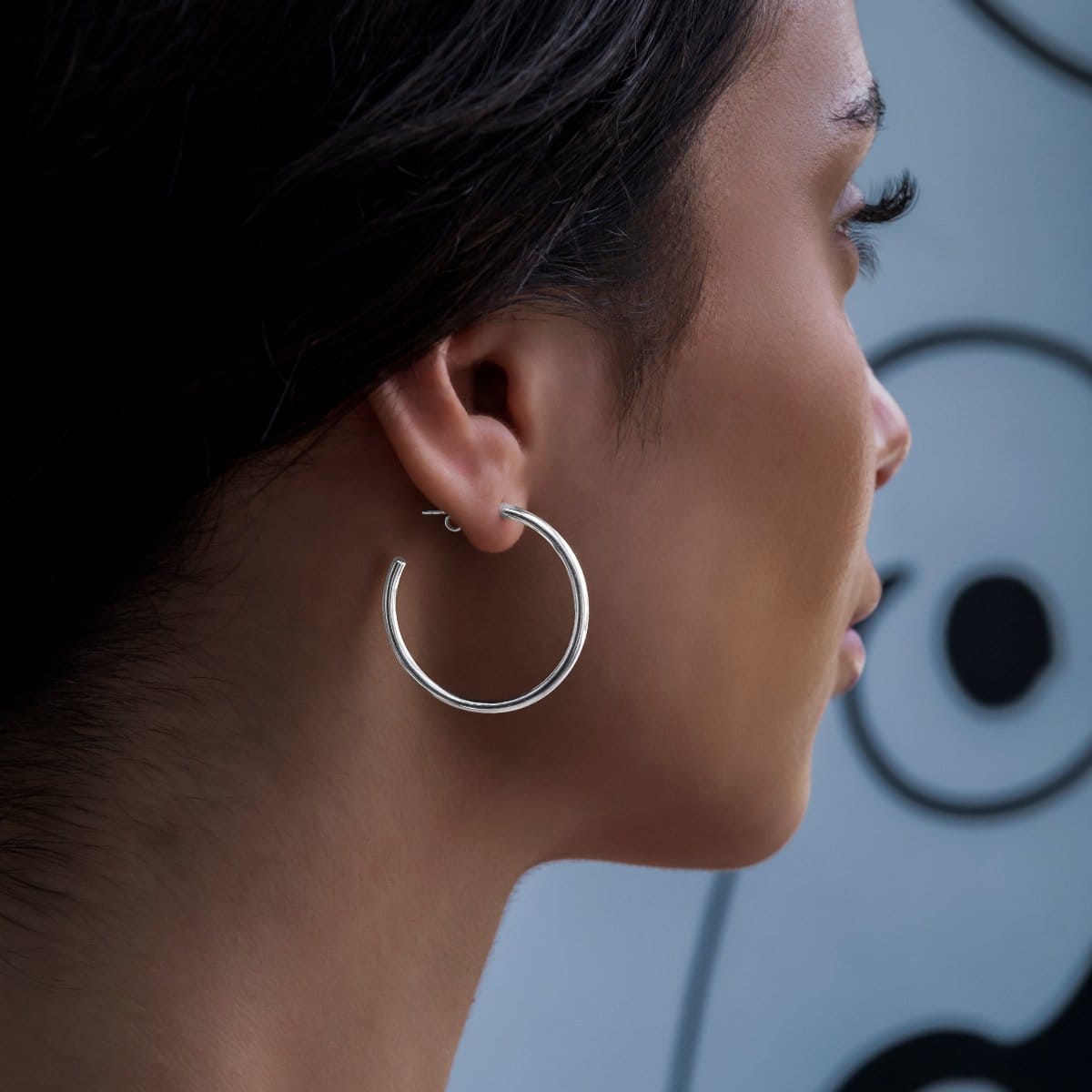 GLD PROMO - WOMEN Plain Hoop Earrings in White Gold