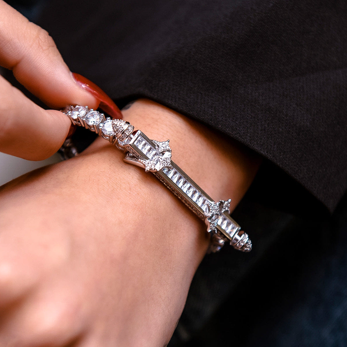GLD PROMO Iced Baguette Bar Bracelet in White Gold