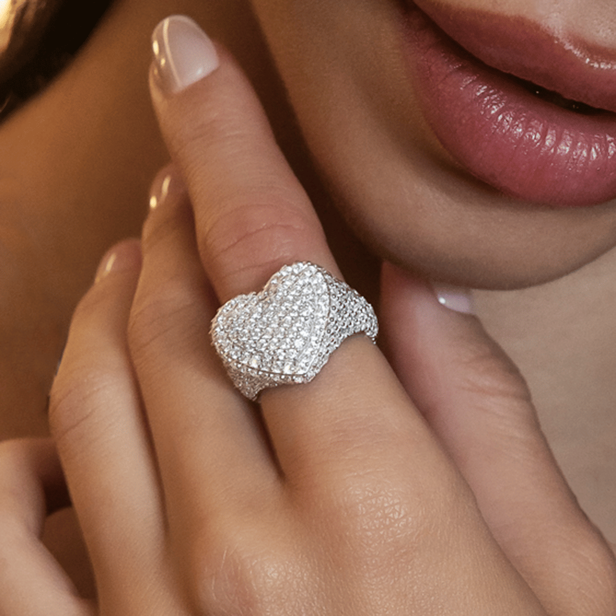 GLD PROMO - WOMEN Diamond Heart Ring in White Gold Vermeil