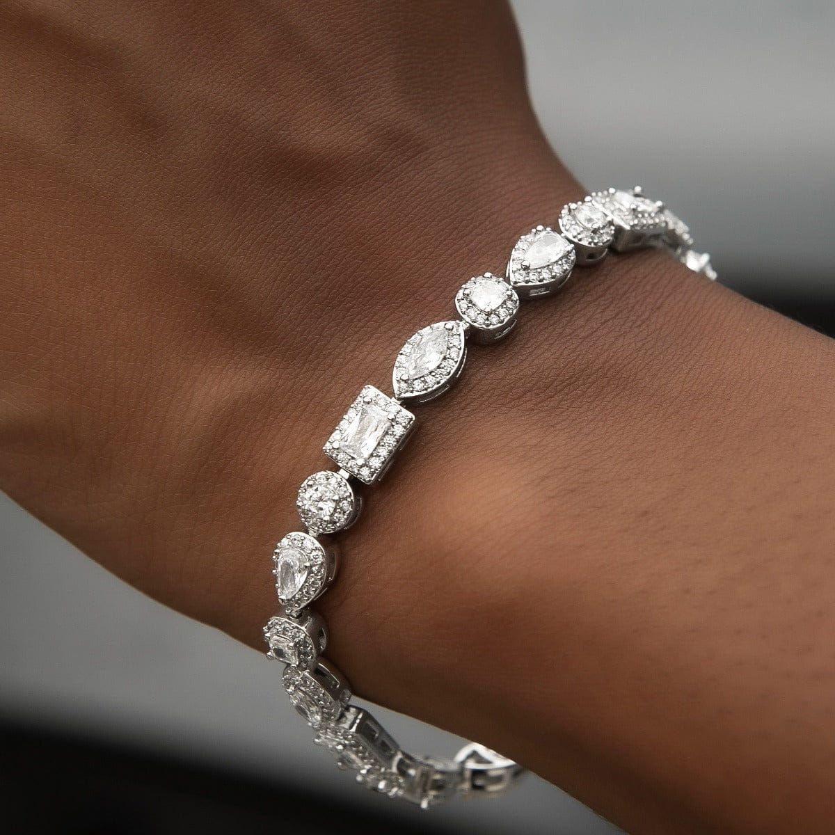 GLD PROMO - WOMEN Mixed Diamond Pave Bracelet