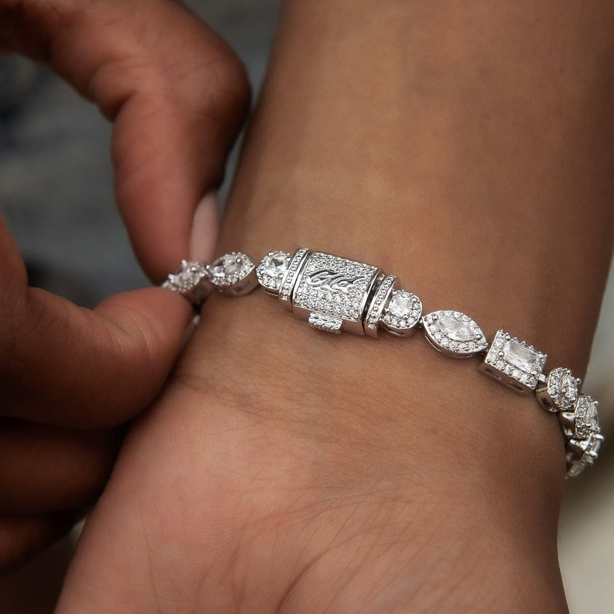 GLD PROMO - WOMEN Mixed Diamond Pave Bracelet
