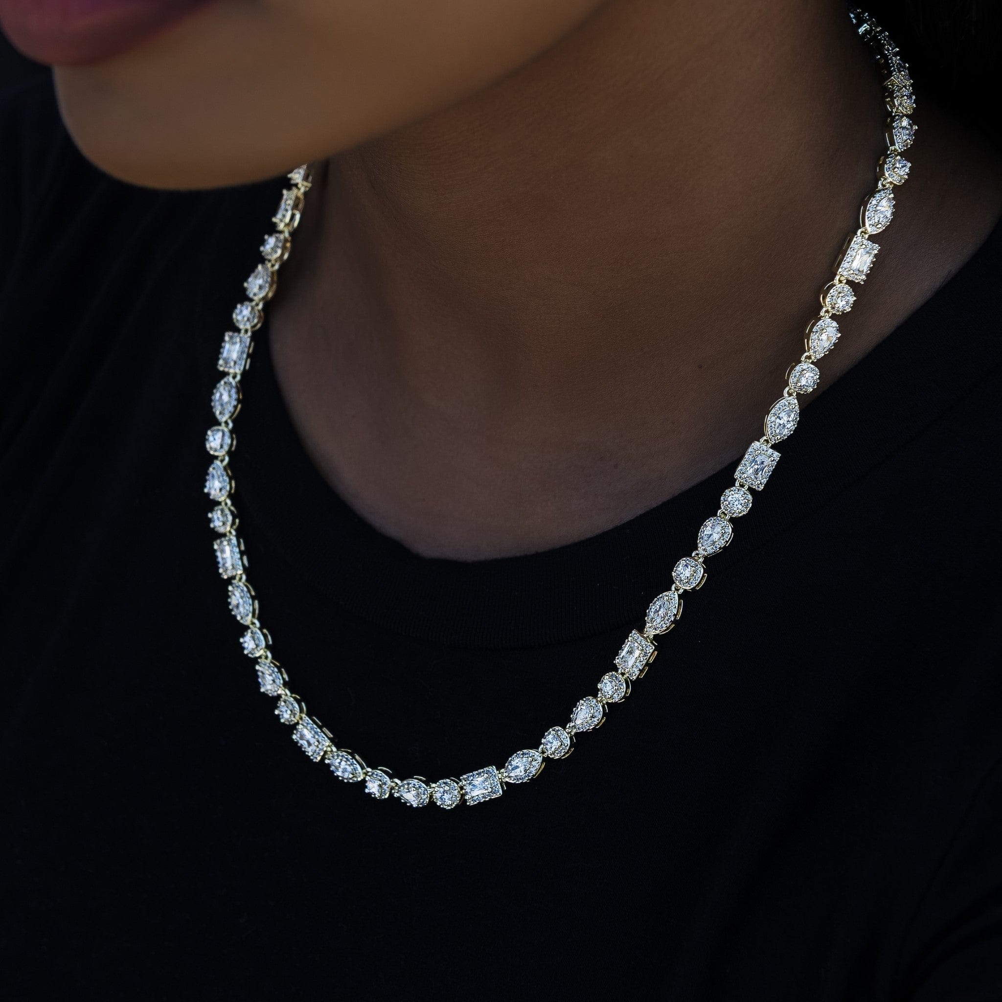 GLD Women Mixed Diamond Pave Necklace in Yellow Gold