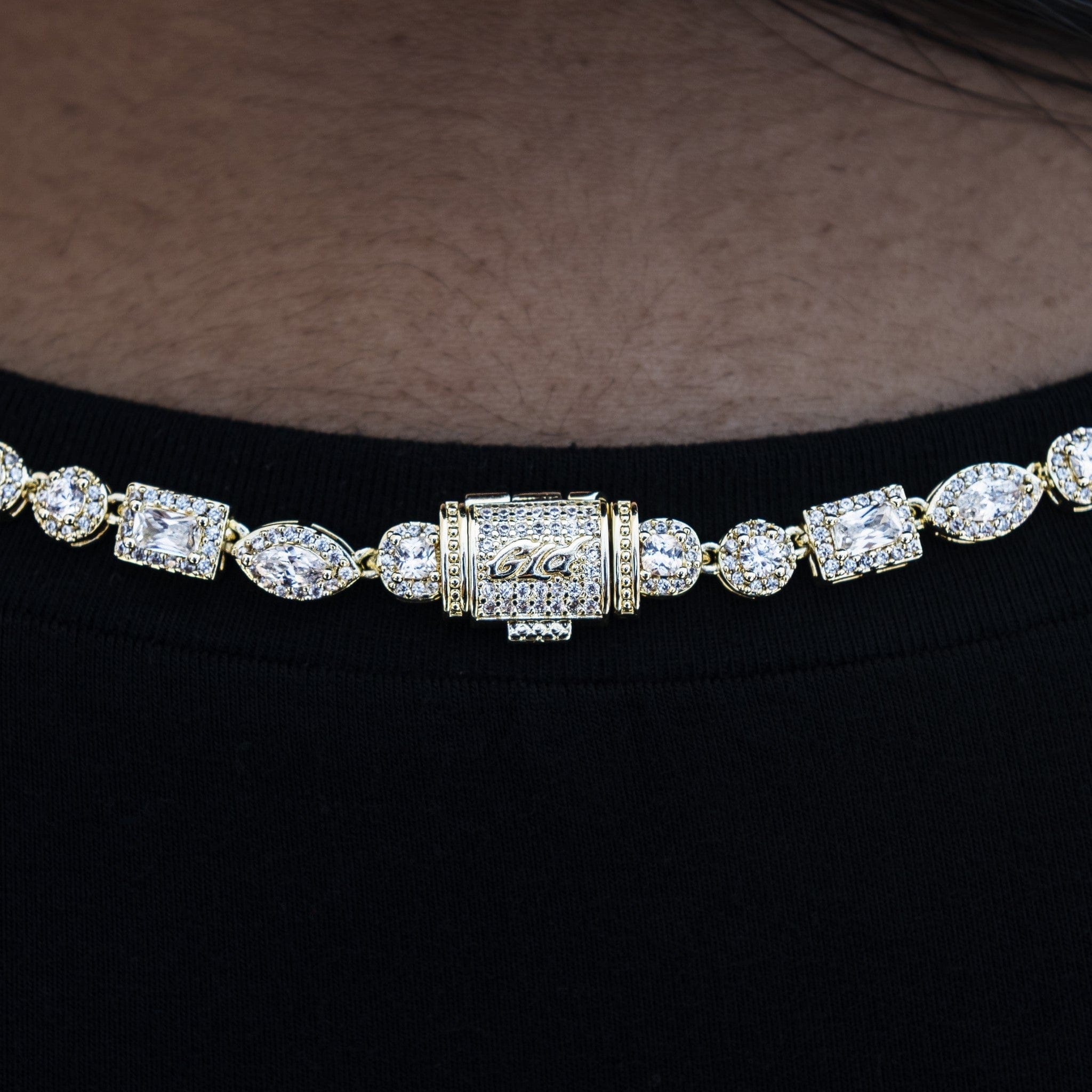 GLD Women Mixed Diamond Pave Necklace in Yellow Gold