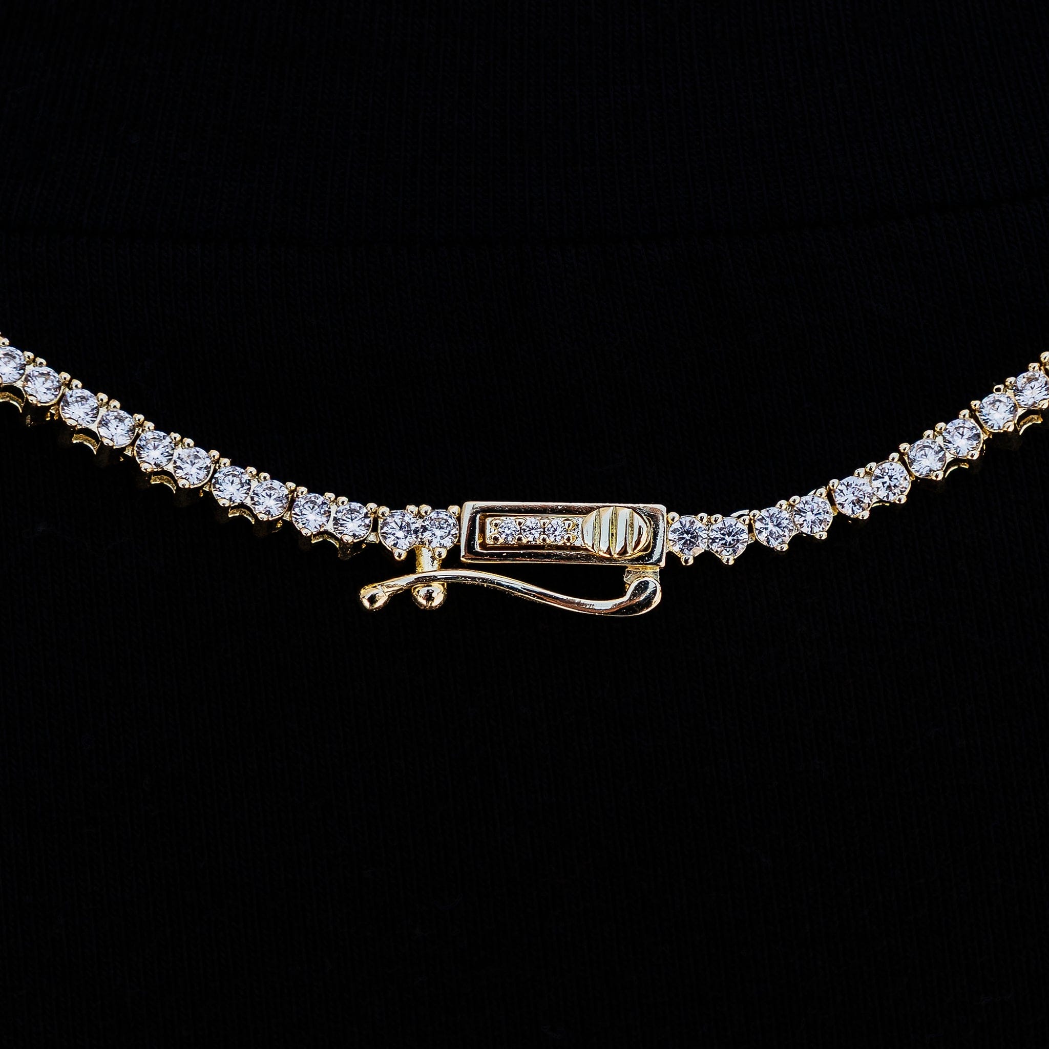 GLD Women 3 Prong Tennis Necklace in Yellow Gold - 2 mm