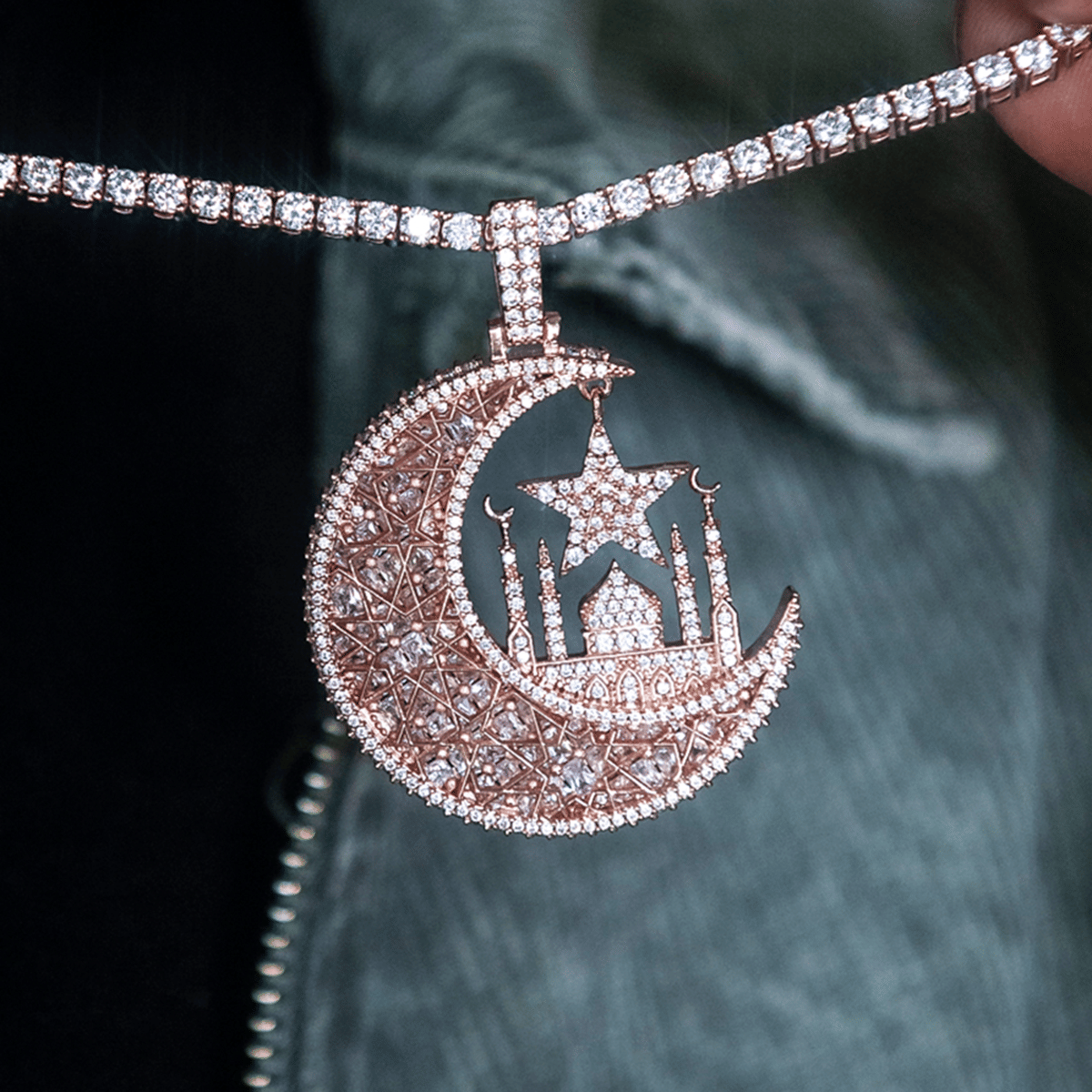 GLD Men Baguette Crescent Moon Pendant