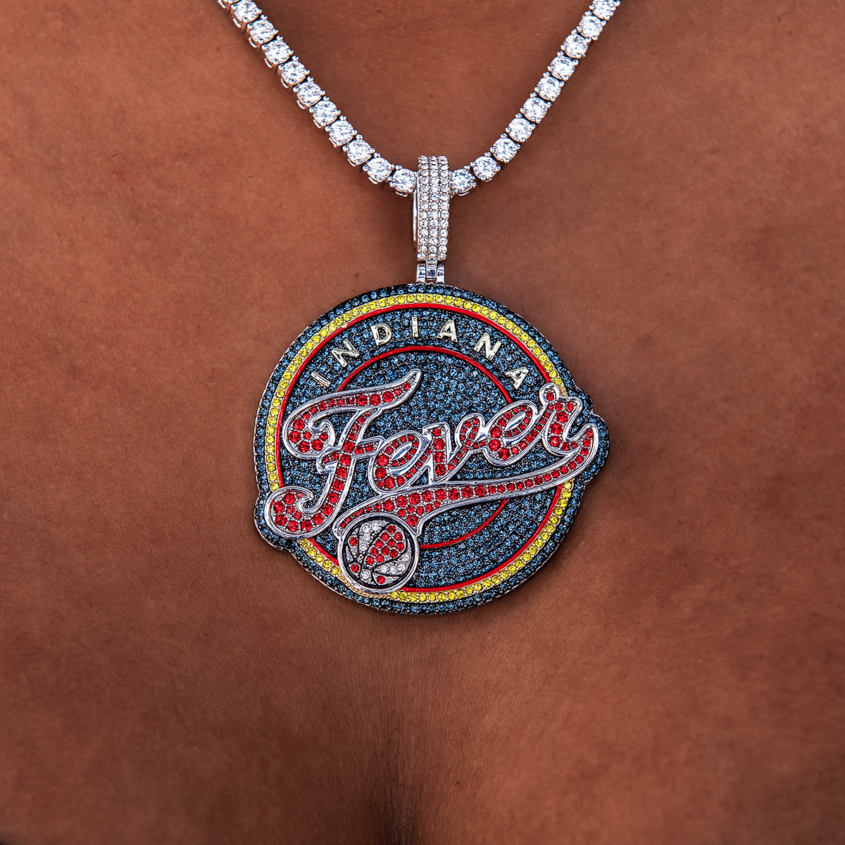 GLD Women Indiana Fever Official WNBA Logo Pendant in White Gold