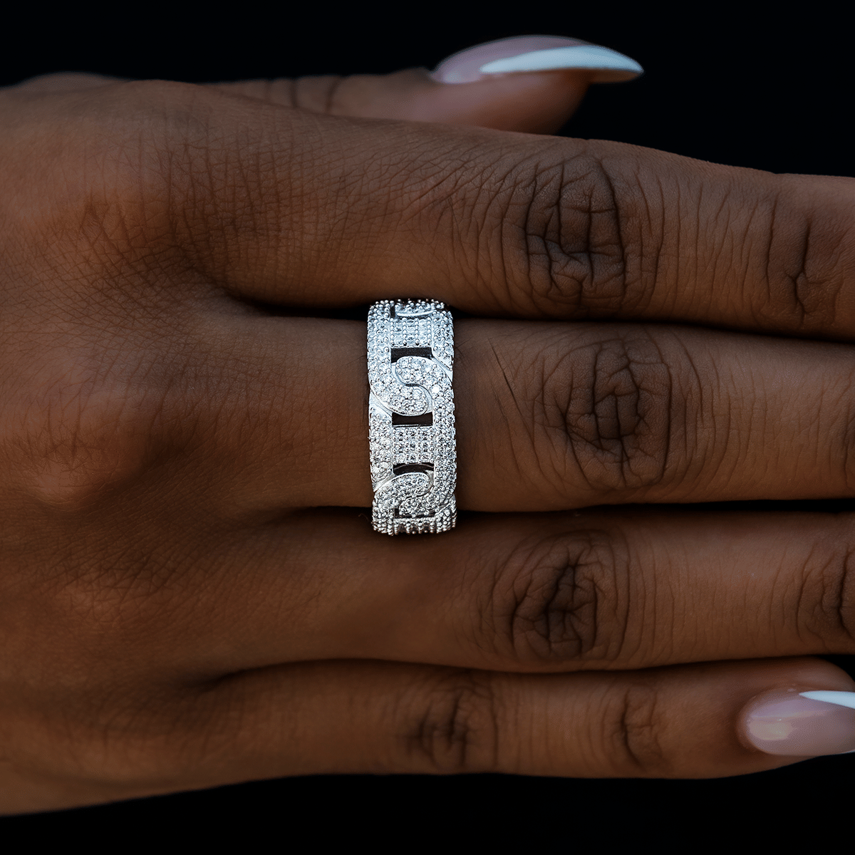 GLD Women Flat Pavé Valentina Ring in White Gold Vermeil