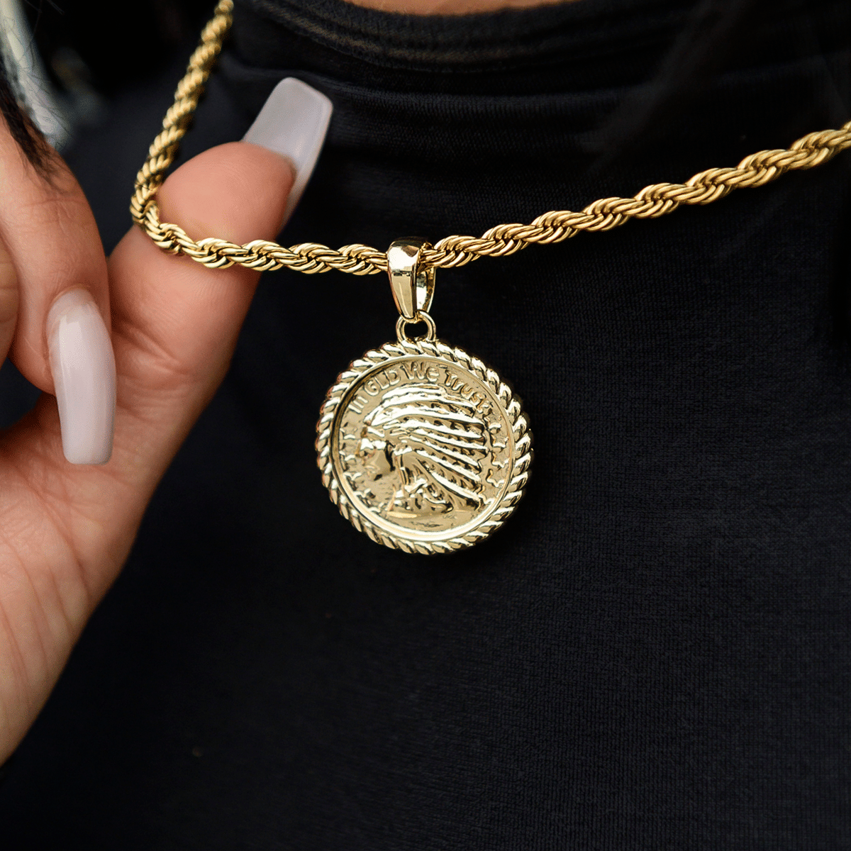GLD PROMO - WOMEN GLD Chief Coin Pendant