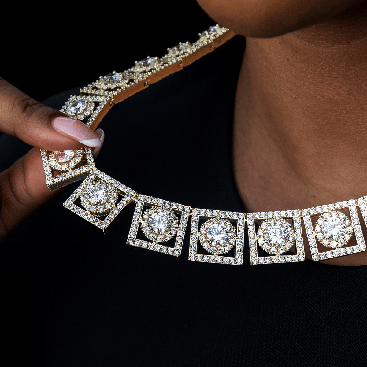 GLD Women Layered Halo Diamond Link Necklace in Yellow Gold