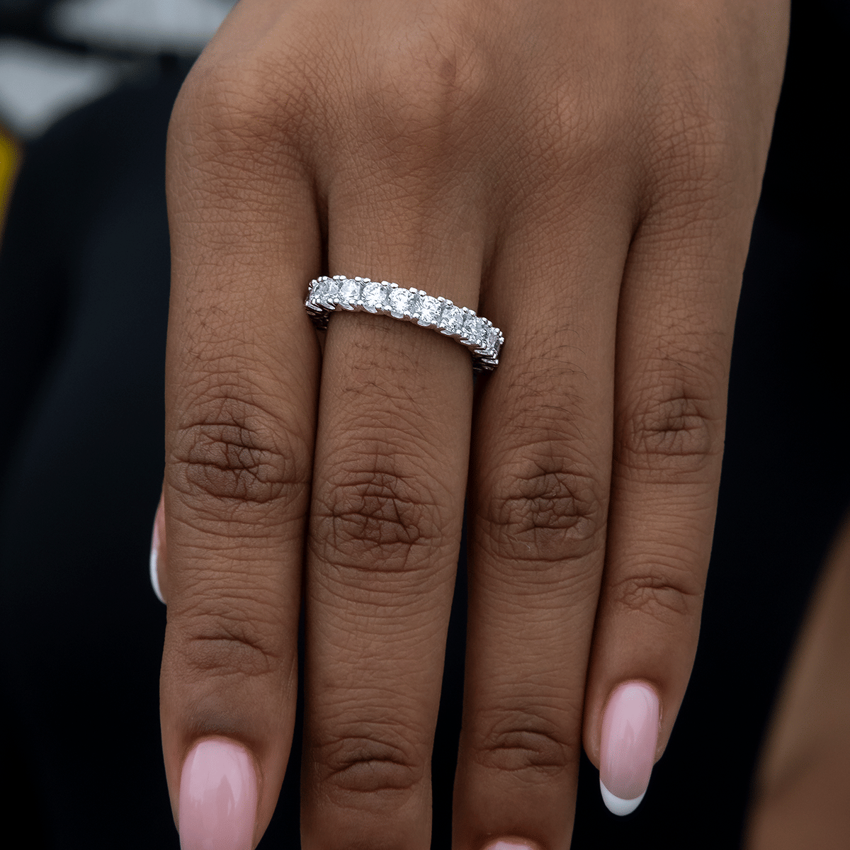 GLD Women 3 mm Eternity Band Ring in White Gold Vermeil