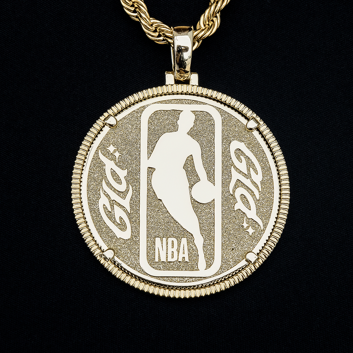 GLD Men Phoenix Suns Official NBA Coin Pendant