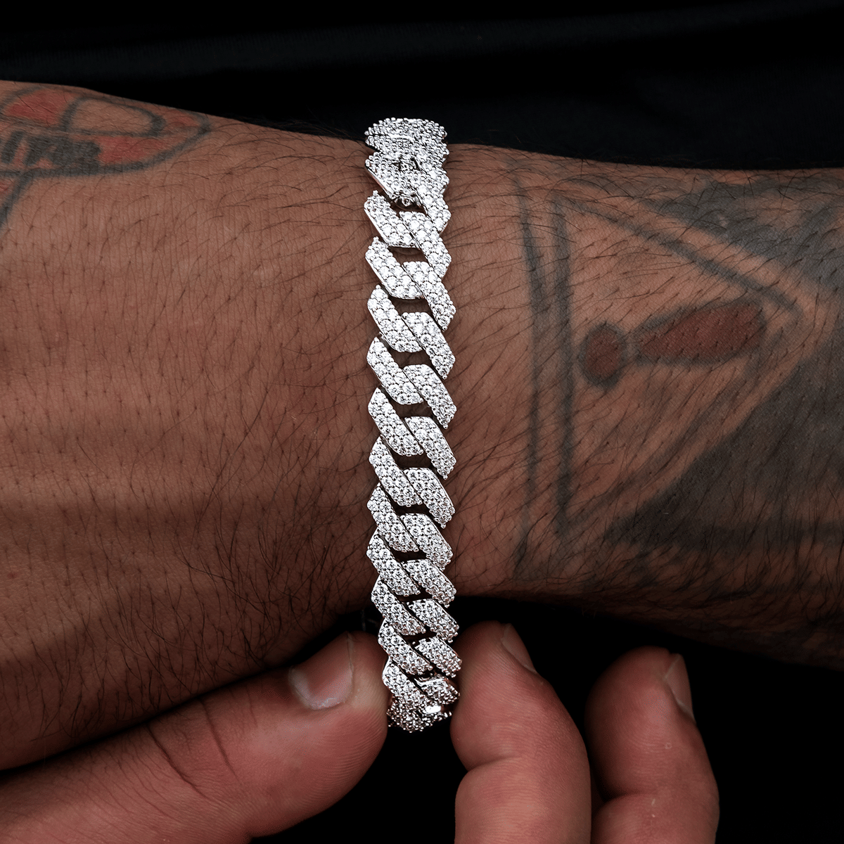 GLD Men Lock & Key Diamond Prong Cuban Bracelet in White Gold - 12 mm