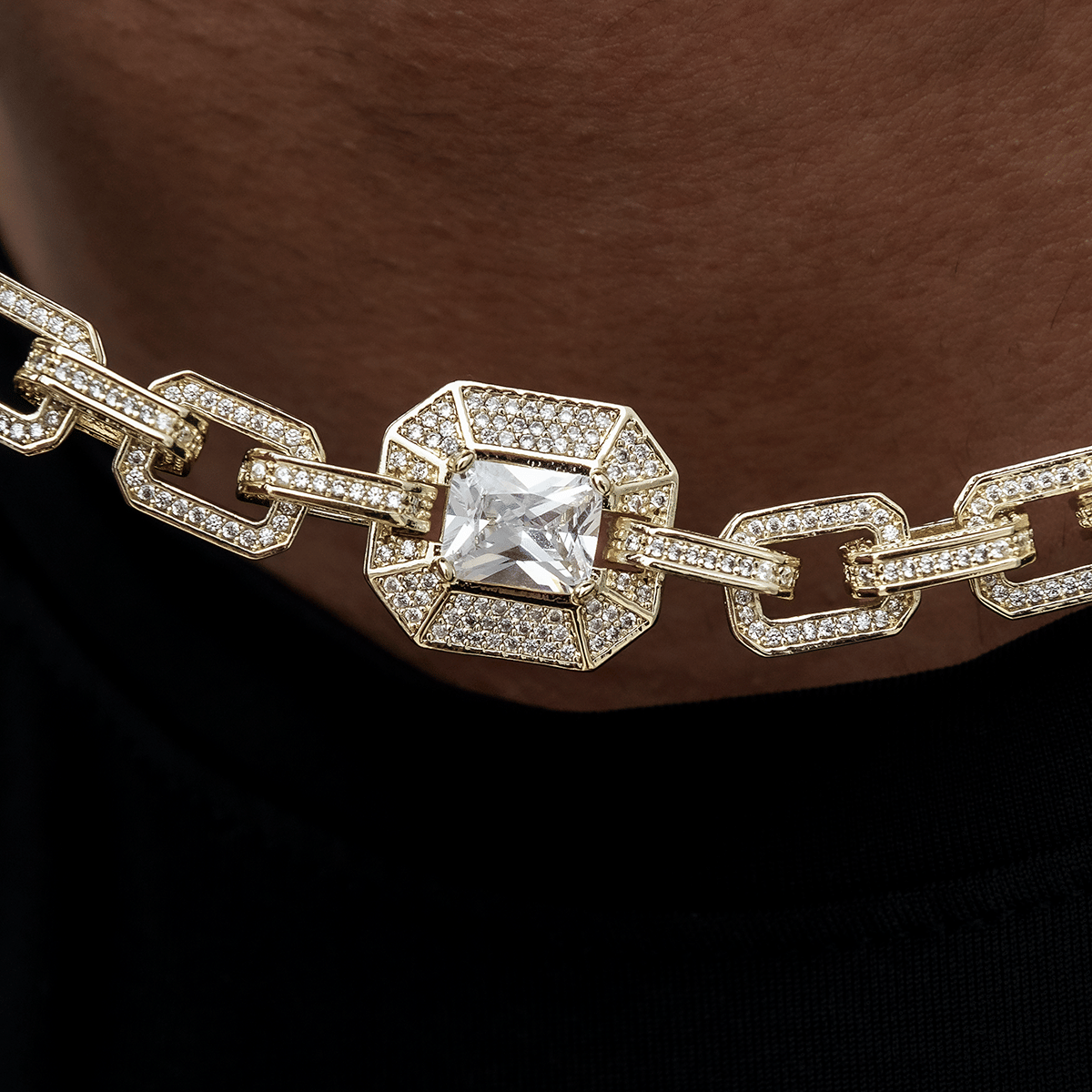GLD Men Diamond Rock Cable Link Station Chain in Yellow Gold