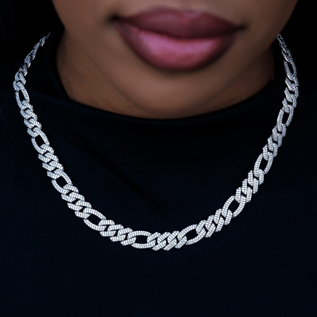 GLD Women Diamond Figaro Necklace in White Gold - 10 mm