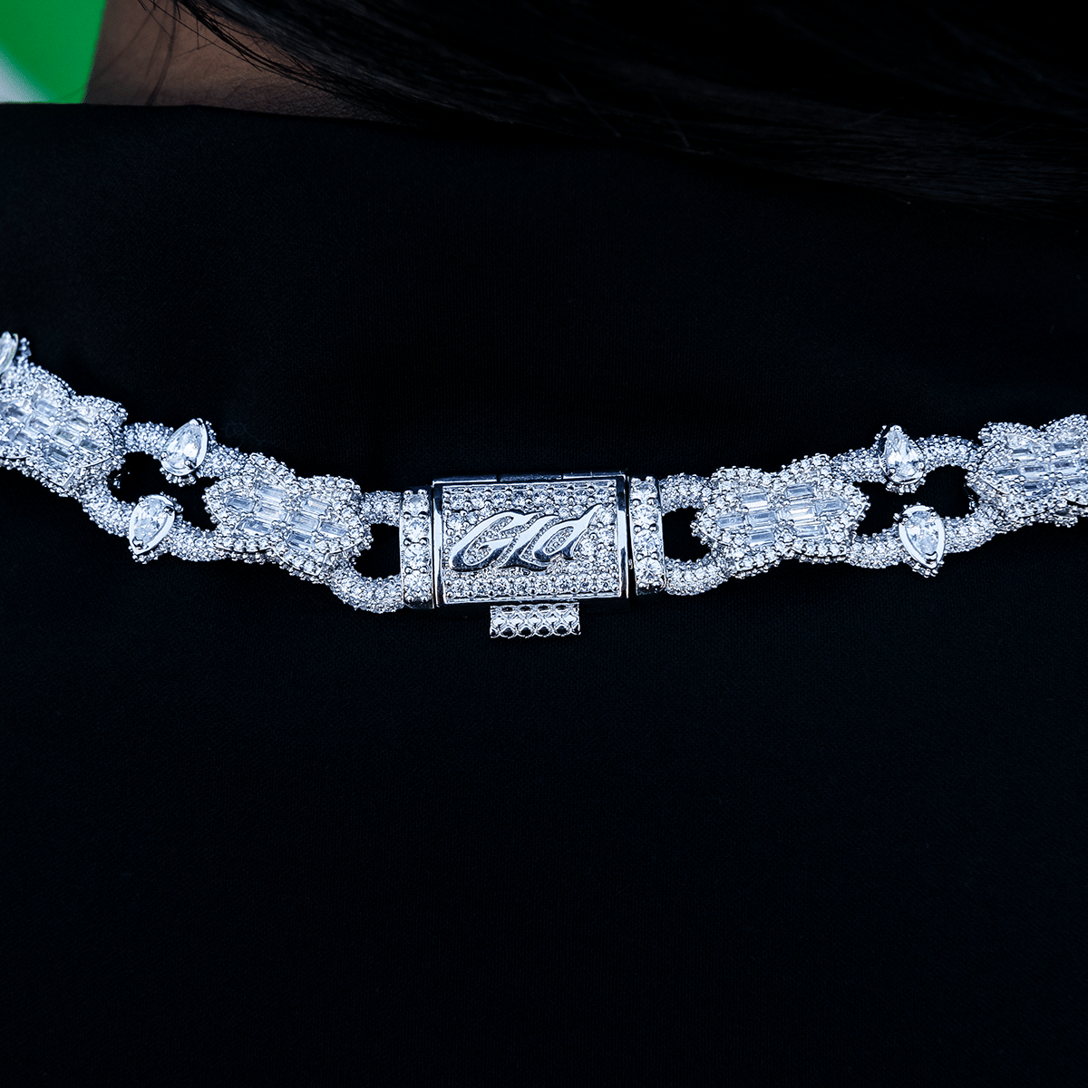 GLD Women Gothic Mariner Necklace in White Gold