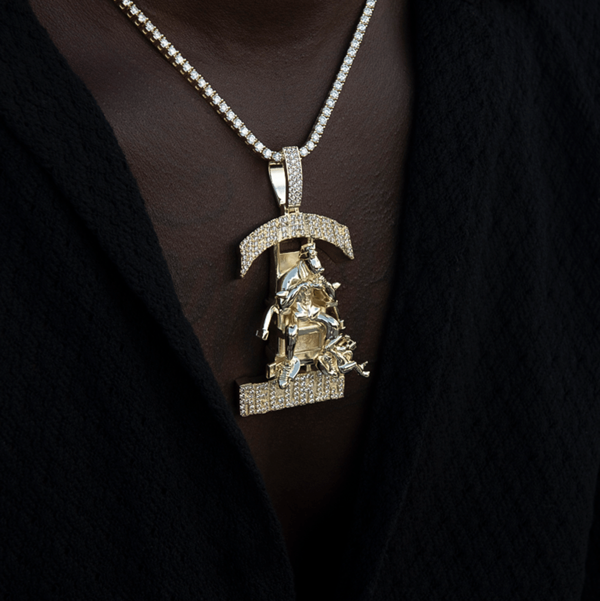 GLD Men Large Death Row Pendant