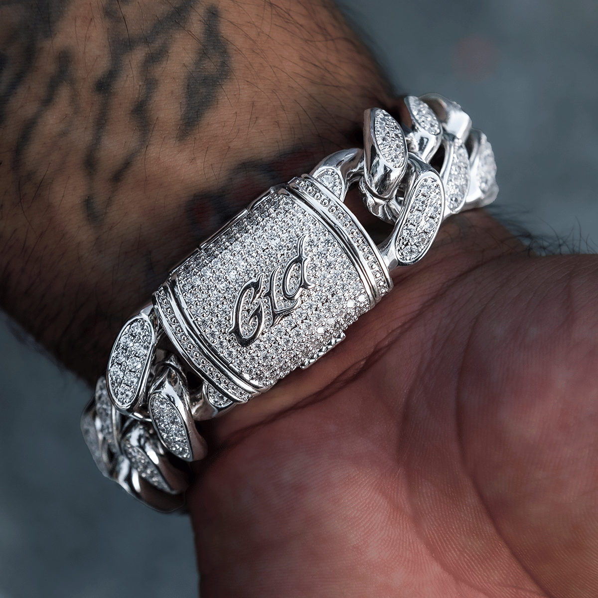 GLD Men Diamond Cuban Link Bracelet in White Gold - 19 mm