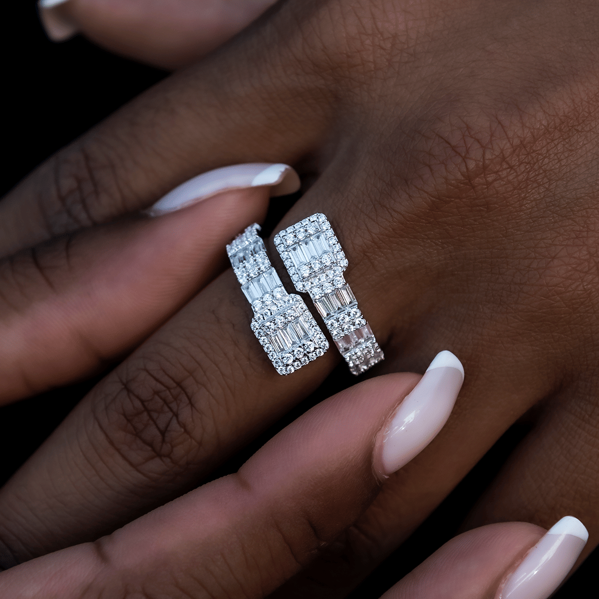 GLD Women Cushion Cut Wrap Baguette Ring in White Gold Vermeil
