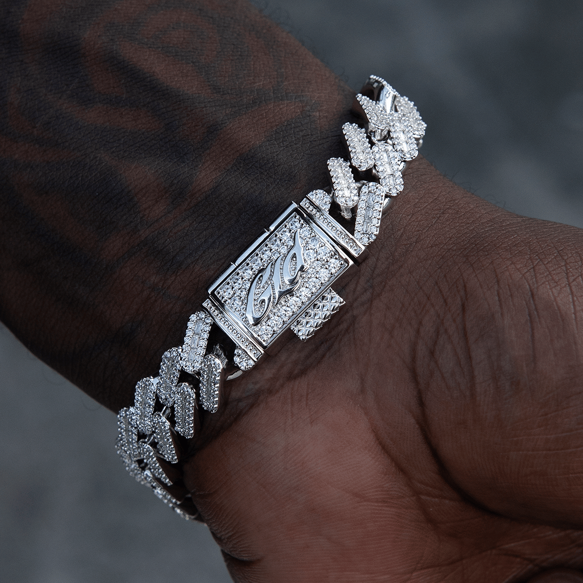GLD Men Diamond Baguette Cuban Bracelet in White Gold - 12 mm