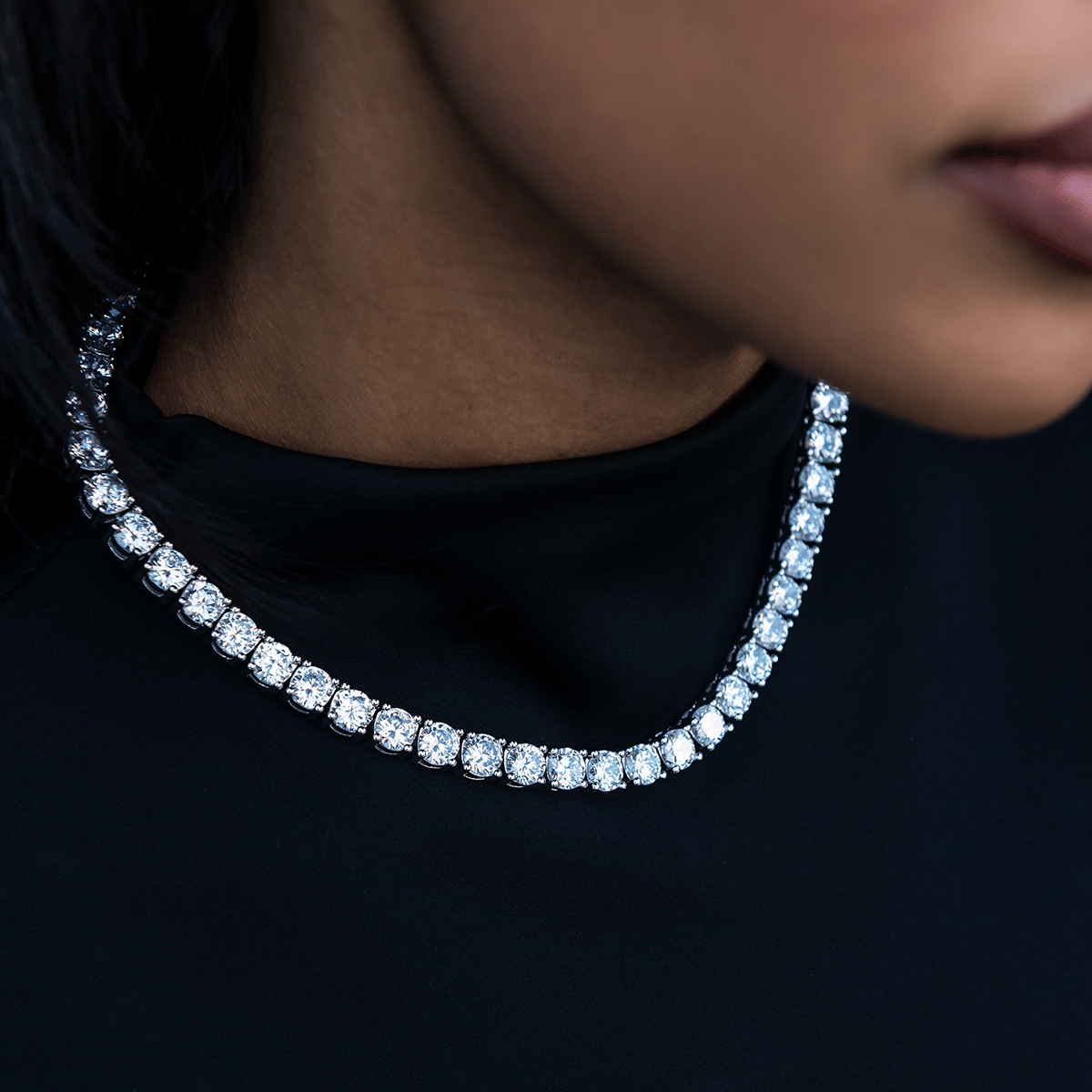 GLD Women Diamond Tennis Necklace in White Gold - 7 mm
