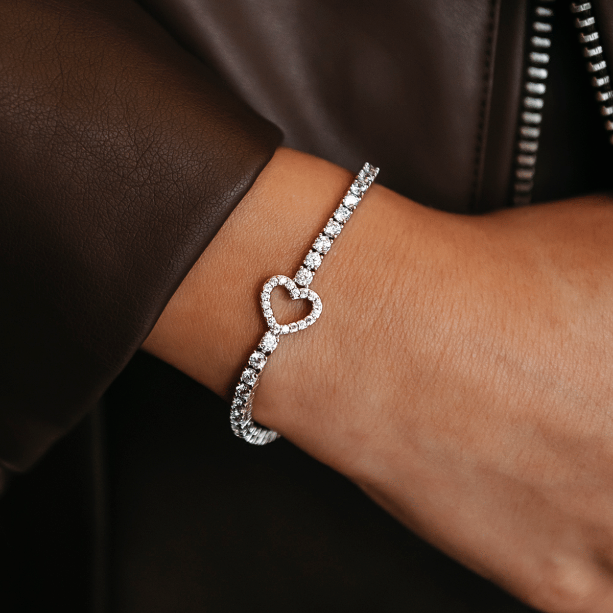 GLD Women Women's Moissanite Heart Tennis Bracelet in White Gold Vermeil