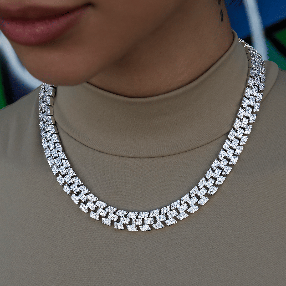 GLD Women Diamond Spine Necklace in White Gold