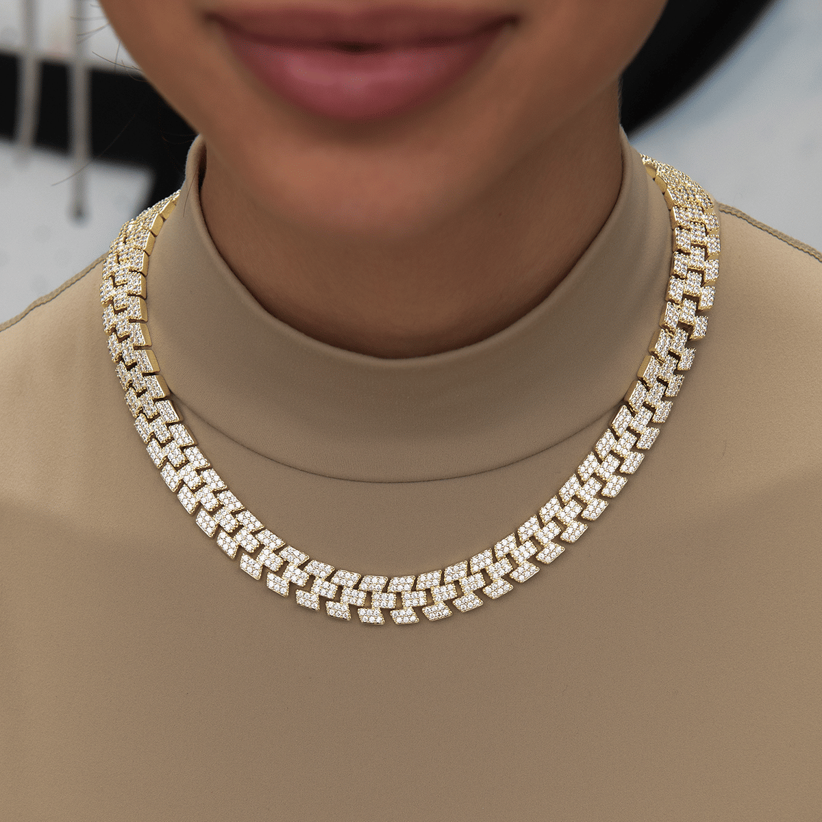 GLD Women Diamond Spine Necklace in Yellow Gold