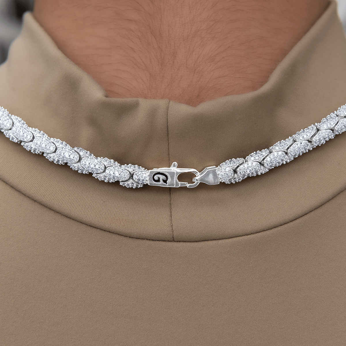 GLD Women Diamond Pave Snake Link Necklace in White Gold - 6 mm