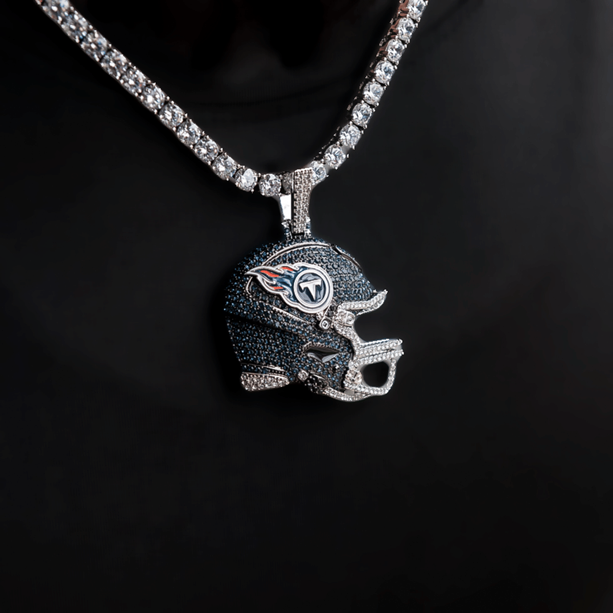 GLD Women Official NFL 2025 Edition Tennessee Titans Helmet Pendant