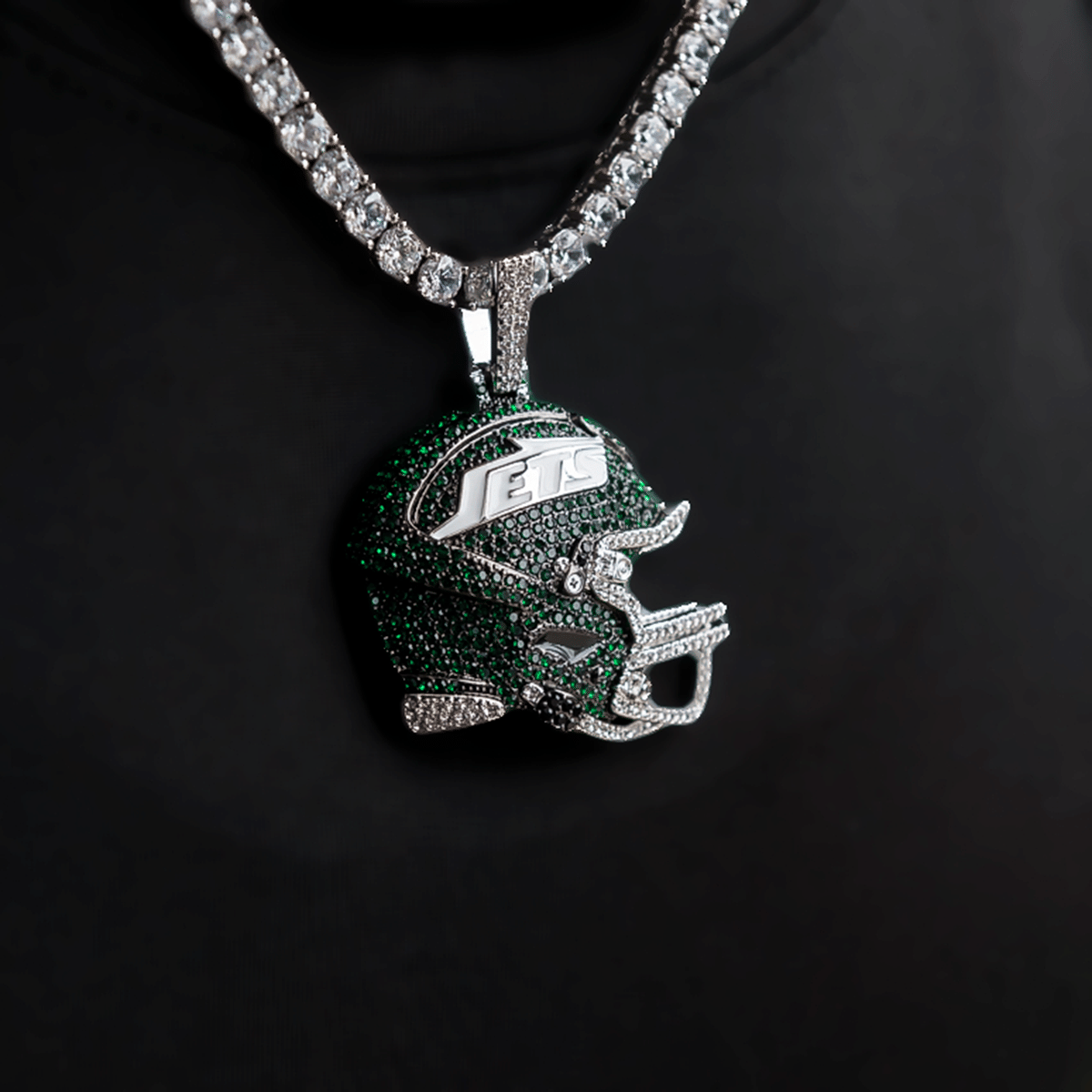 GLD Women Official NFL 2025 Edition New York Jets Helmet Pendant