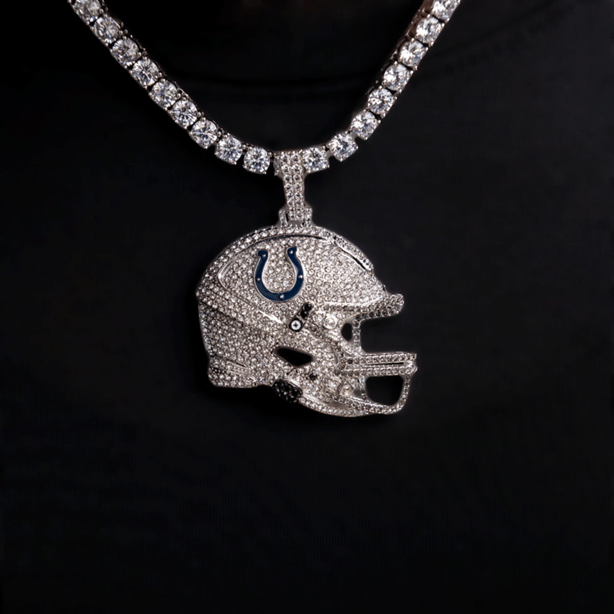 GLD Men 2025 Indianapolis Colts Team Helmet Pendant - White Gold