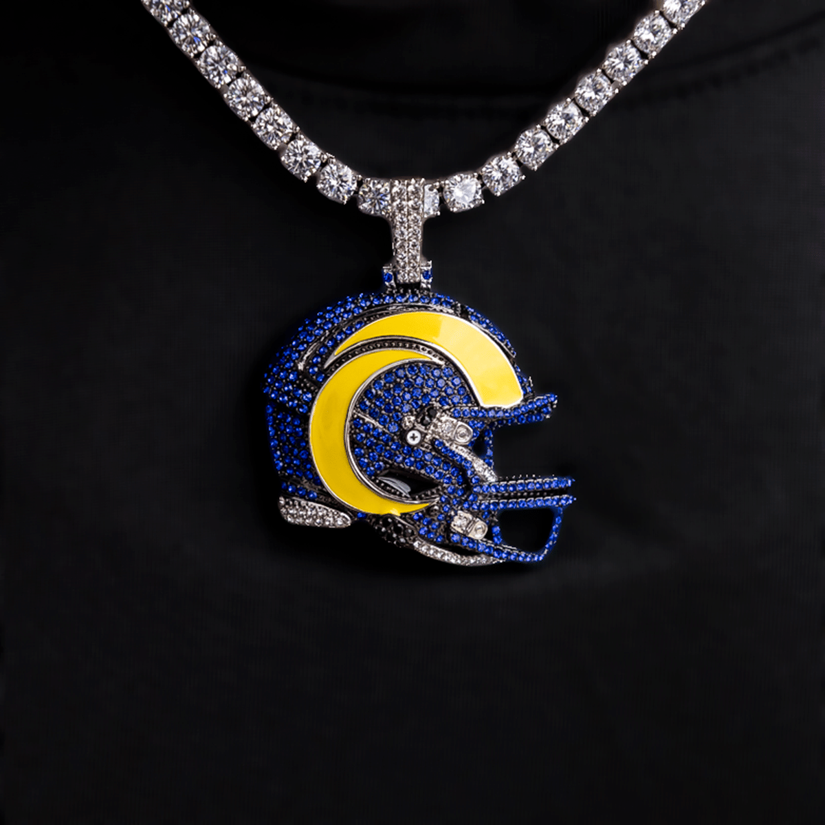 GLD Men 2025 Los Angeles Rams Team Helmet Pendant - White Gold