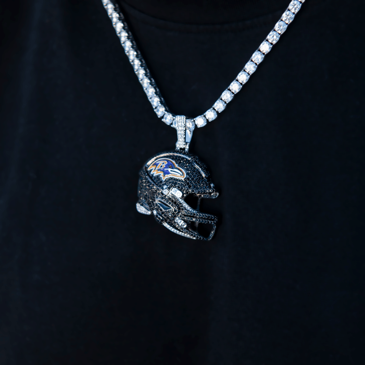GLD Men 2025 Baltimore Ravens Team Helmet Pendant - White Gold